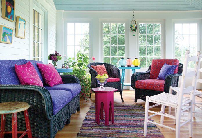 Primary Colors to Decorate Cottages - The Cottage Journal