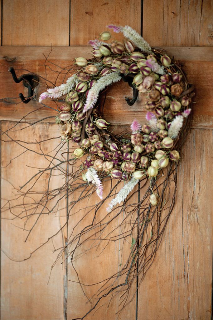autumn_floral_wreath_twigs