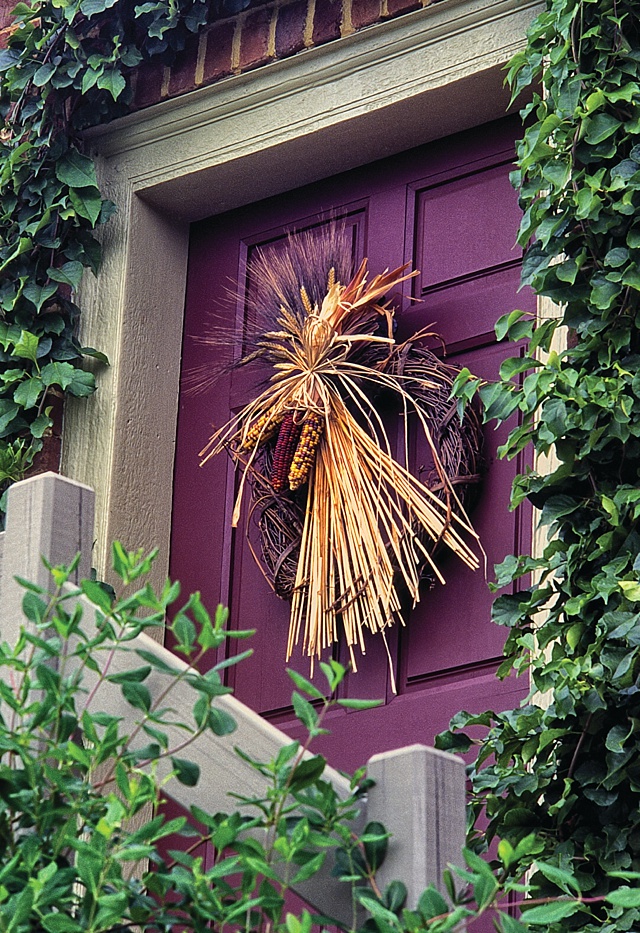 Fall Door Wreaths and Decorations - The Cottage Journal