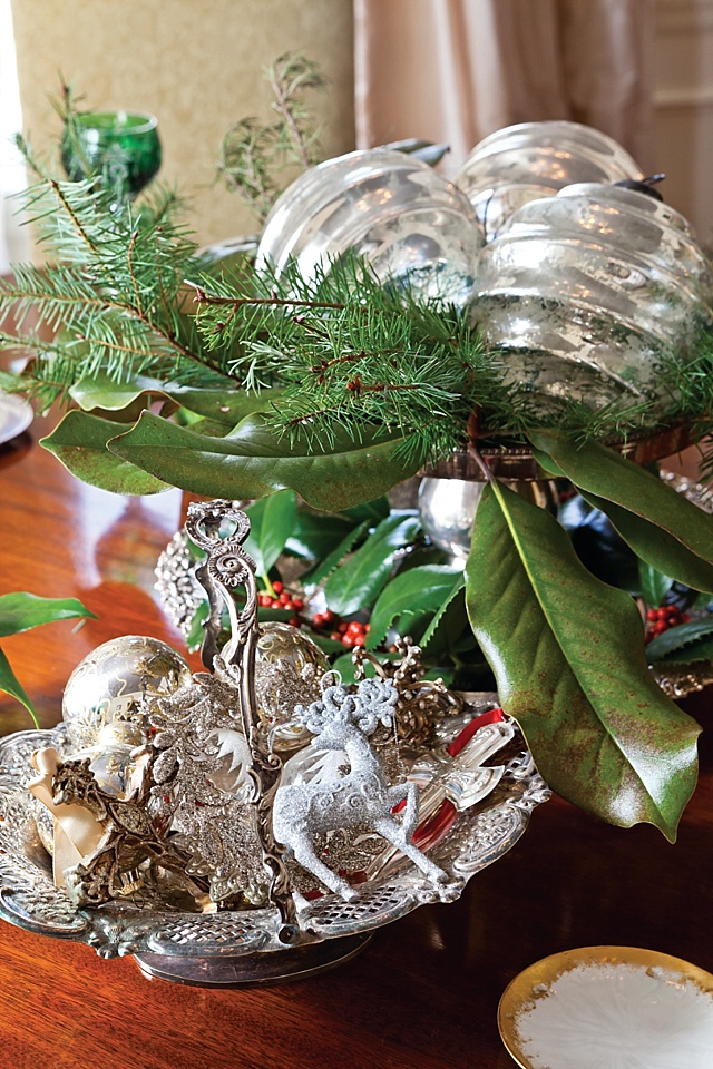 Holiday Decor - The Cottage Journal