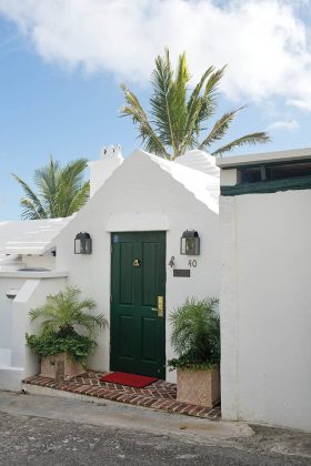 Bermuda Coastal Cottage
