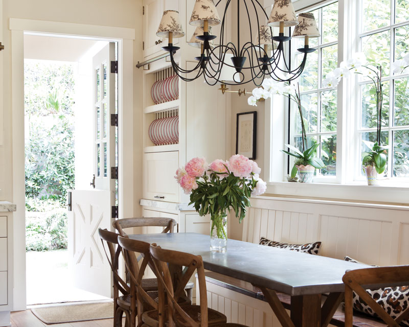 The Ultimate Kitchen Nooks - Cottage Journal