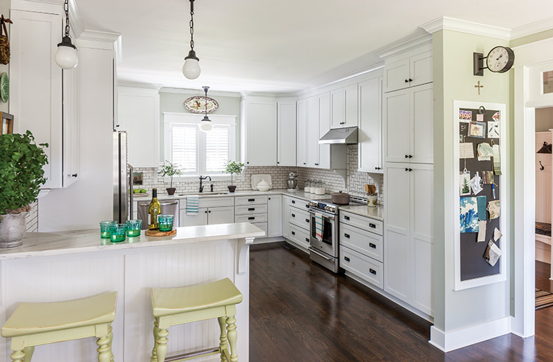 craftsman cottage kitchen