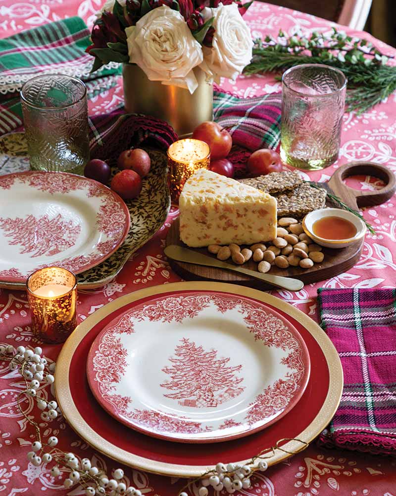 Prep Your Home for the Holidays with These Market Finds