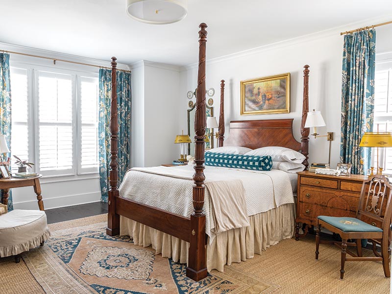The couple spends their nights in a bedroom that leans more traditional in style. That influence was built off a four-poster bed that was one of the Braswells’ earliest purchases as newlyweds. 