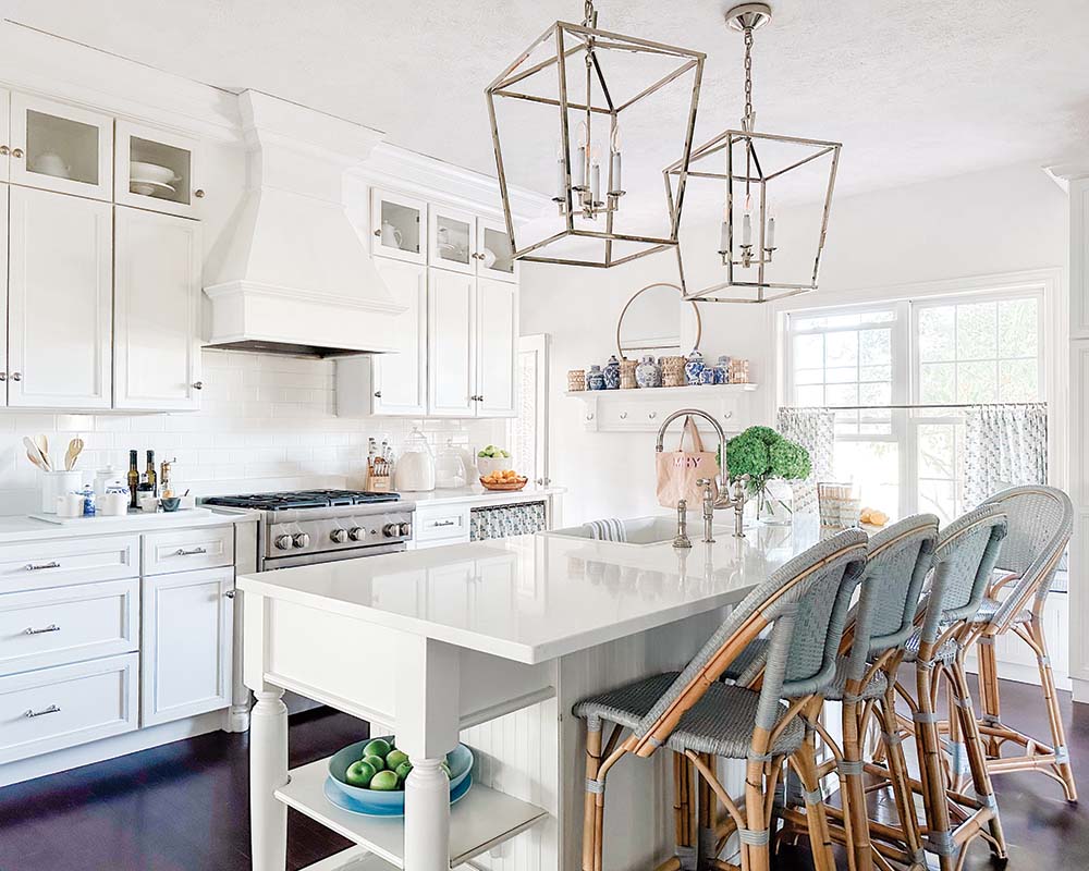 To cater to the Yorks’ frequent entertaining, the kitchen underwent a makeover that created more space and introduced functional elements like cleanable barstools.