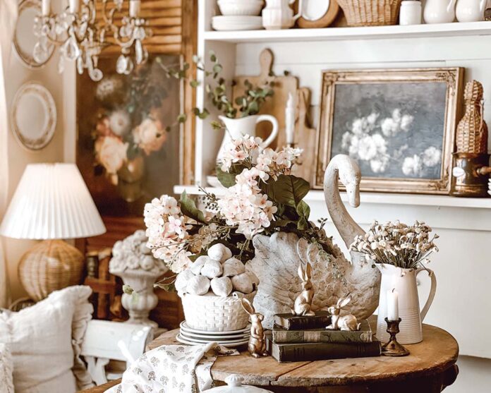 With limited space to work with and an ever-growing collection of vintage finds, this Ohio homeowner is up for the creative challenge.