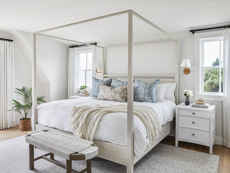 A genuine respite with cozy textures that soften and enrich the quiet scheme, the primary bedroom is one of the Chuseds’ most cherished spaces in the home.