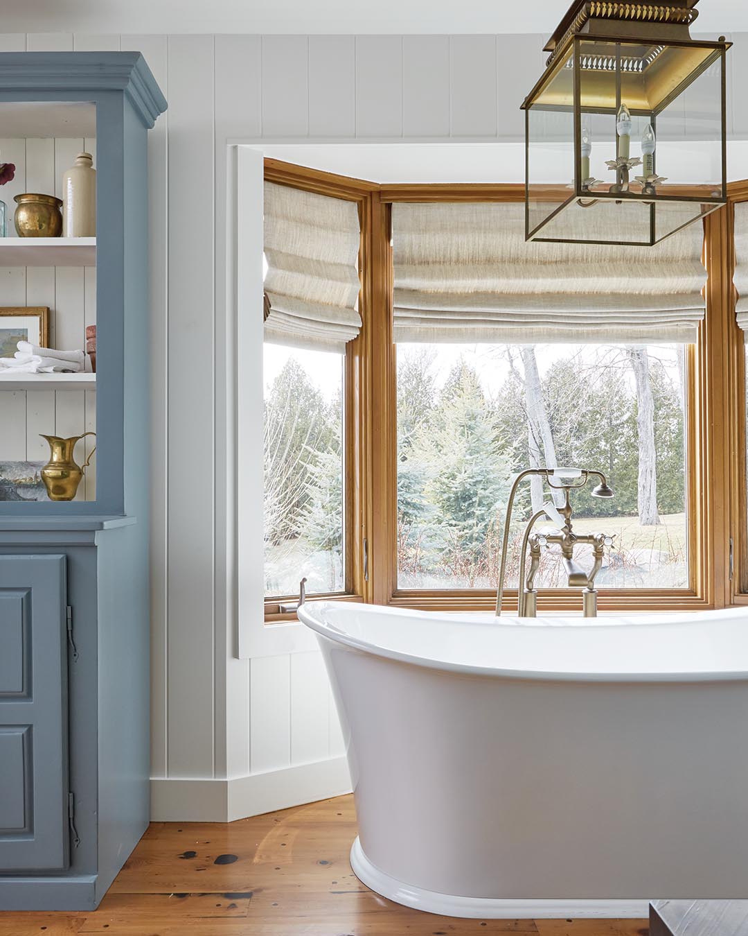 While the home is undeniably inviting when surrounded by the charm of autumn, Ashley notes that the design is transitional through every season.