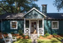Step Inside a Georgia Lake Cottage Filled with Summer Camp Nostalgia Built for entertaining, this Georgia home entered a new stage of life that makes the most of its lake setting.