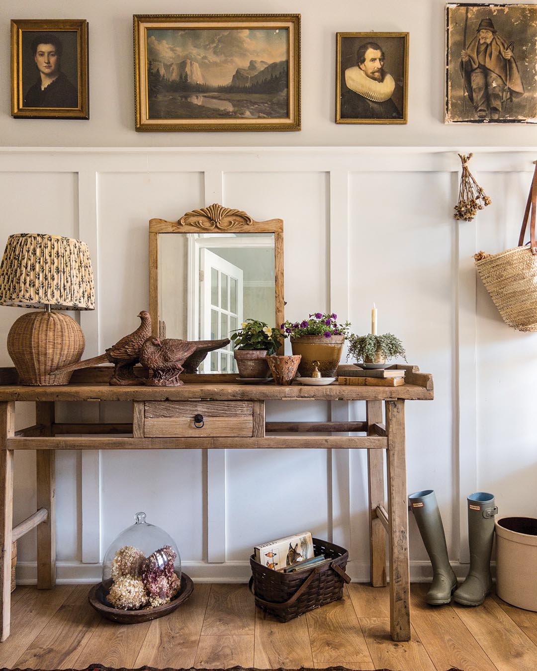 There’s no shortage of warmth and character found throughout Emi Sugiura’s North Carolina abode.