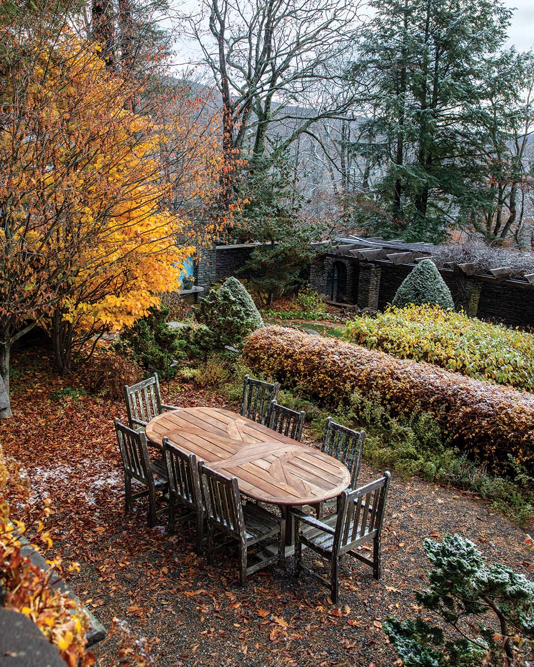 Wandering from the more structured spaces into the woods beyond feels charmingly natural.