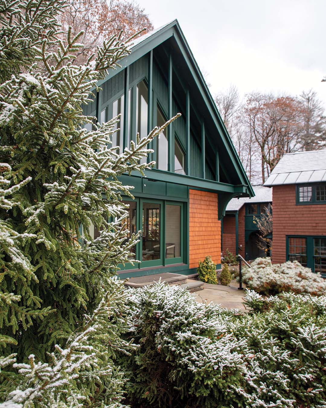 Though the season is often considered to be nature’s interlude for snugly tucking in our landscapes beneath a soft blanket of freshly fallen snow, a well-designed garden is anything but slumbering in the winter months. 